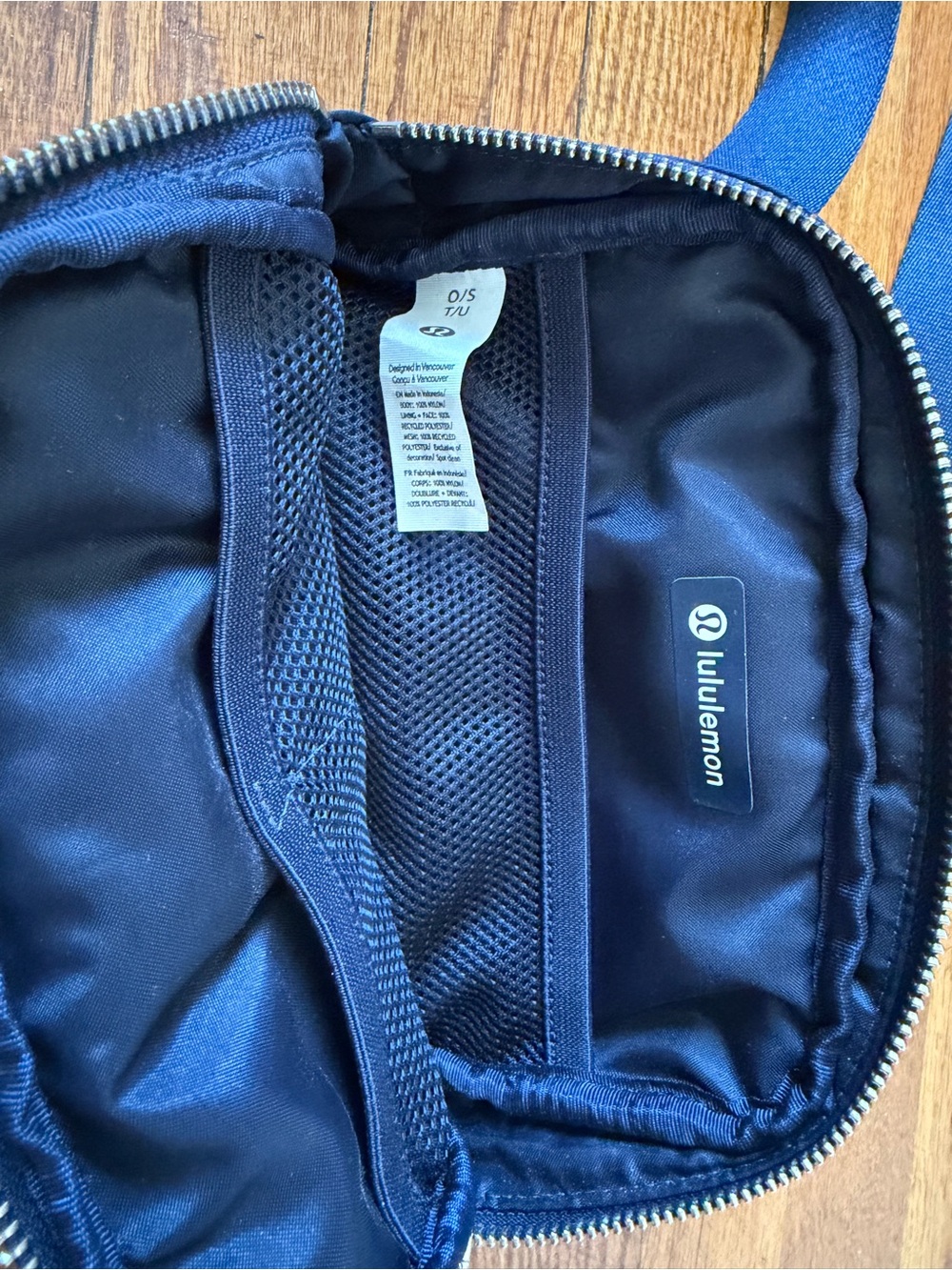 lululemon athletica Everywhere Belt Bag - Picture 7 of 12